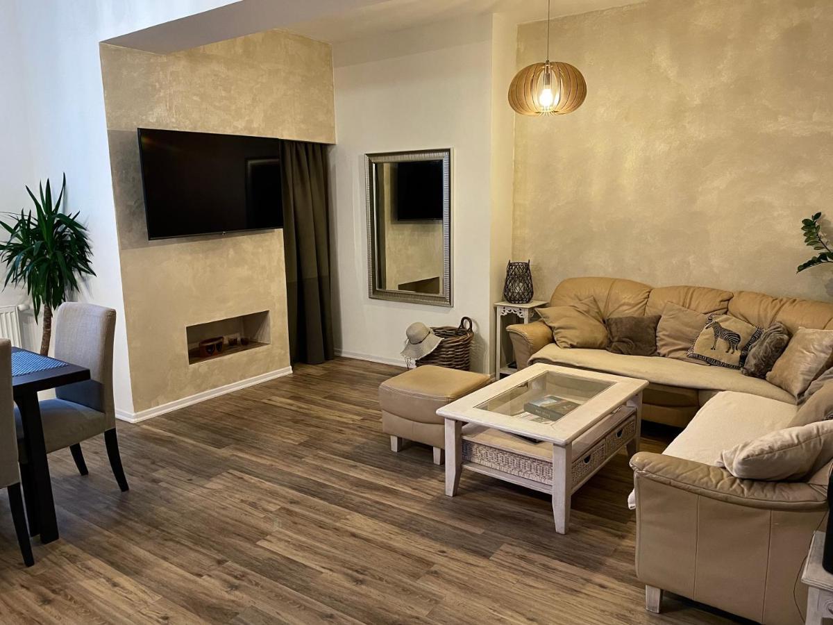 Apartman Az Pro 8 Osob Humpolec Exterior foto