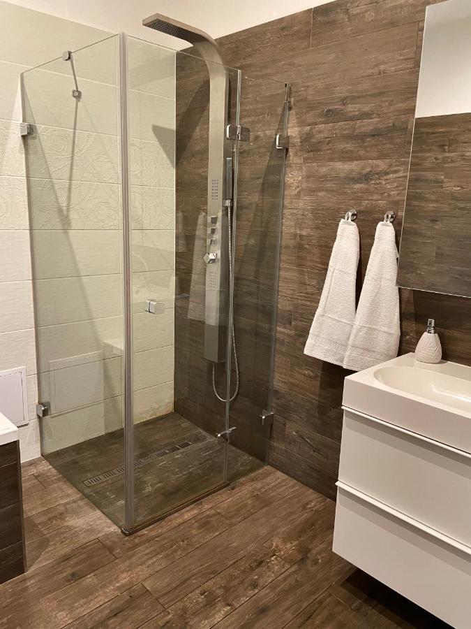 Apartman Az Pro 8 Osob Humpolec Exterior foto
